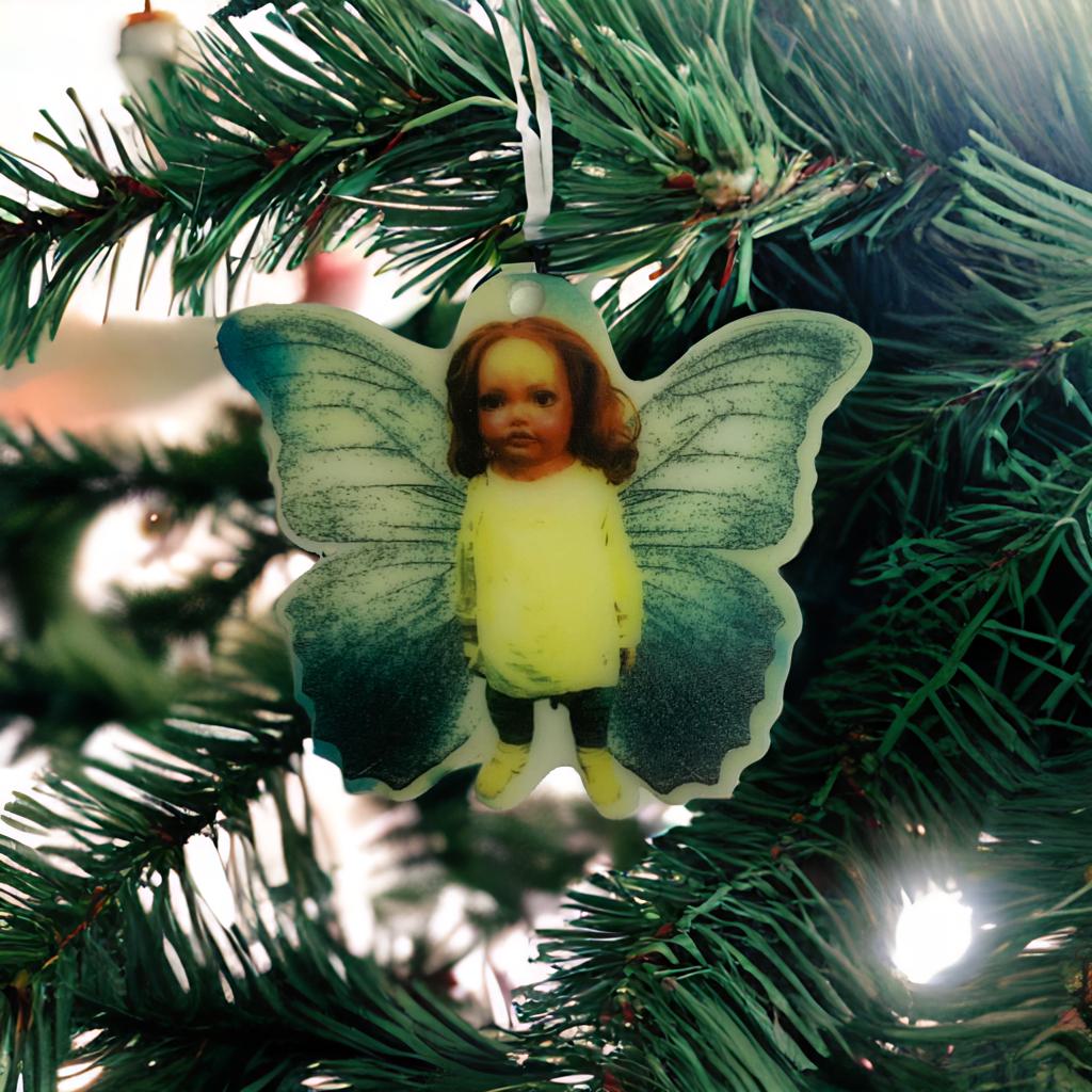 Chuckesmee Renesmee Haunted Twilight Doll Magnet or Ornament