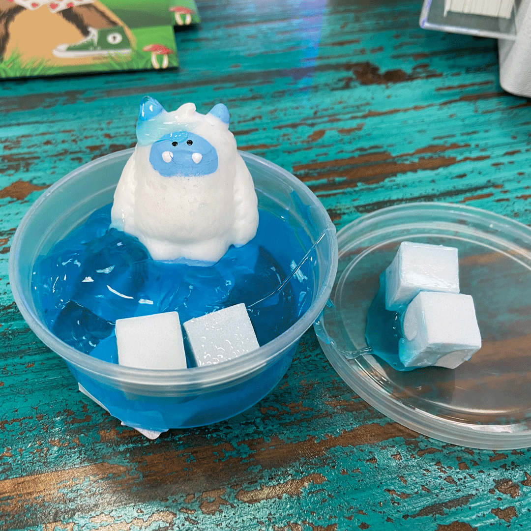 Yeti Iceberg Adventure, Slime Toy - Sasquatch The Legend